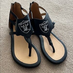 Raiders Black Women's Thong Sandals